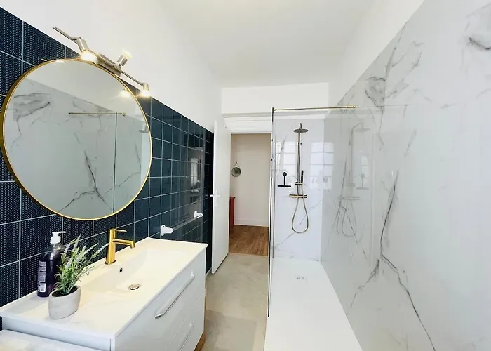 Photo de Appartement L'Escapade Ensoleillee - Royan - 6 Pers - Centre